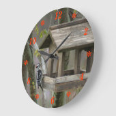 Downy Woodpecker Clock- choose size & shape Große Wanduhr (Winkel)