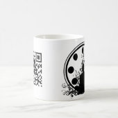 Dr. Gina Yoga Girl Tasse mit Code des Büros QR (Mittel)