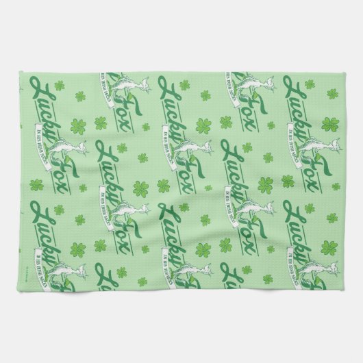 Dr. Seuss | Glücklicher Fox in seinen irischen Soc Geschirrtuch (Horizontal)