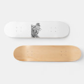 Drache am Felsen Skateboard (Horizontal)