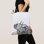 Drache auf dem Felsen Tasche (Von Nahem)