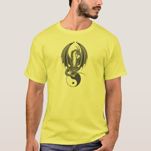 Drache auf Yin Yang T-Shirt (Vorderseite)