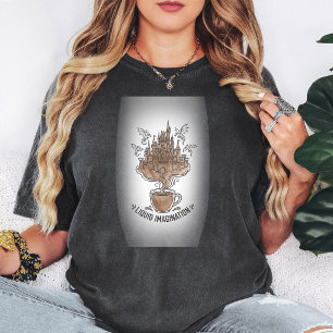 Drache Burg Flüssige Imagination Kaffee Kunst T-Shirt