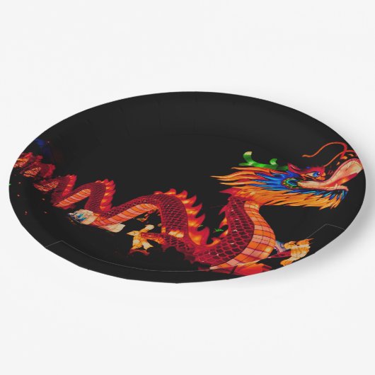 Drache der glühenden Chinesischen Parade Pappteller (Schrägansicht)