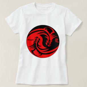 Drache in Yinyang, schwarz und rot T-Shirt