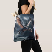 Drache über dem Schloss. Tasche (Von Nahem)