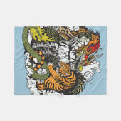 Drache und Tiger Fighting Fleecedecke (Vorderseite (Horizontal))