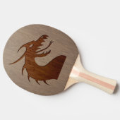 Drachekopf graviert auf hölzernem Effekt Tischtennis Schläger (Seitenansicht)