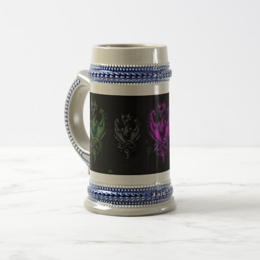 Drachen Stein Bierglas (Vorderseite Links)