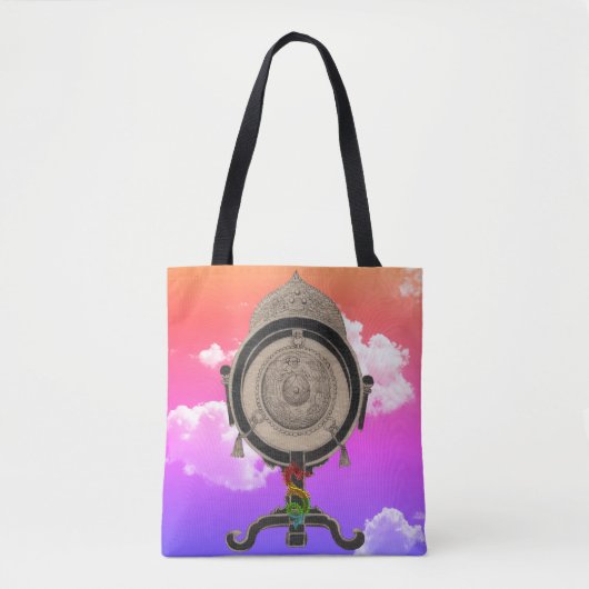 Drachen und antikes Trommelfell in den Wolken Tasche (Vorderseite)