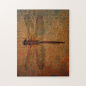 Drachenfliege auf dem Not leidenden Burnt-Hintergr Puzzle (Vertikal)