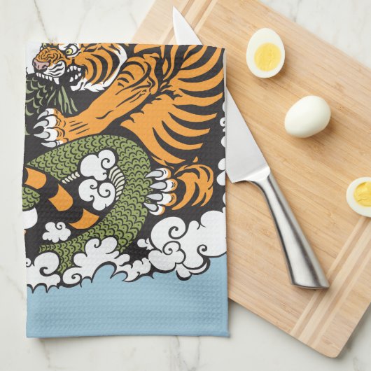 Drachenkampf Handtuch (Viertel Falte)