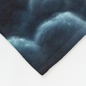 Drachenkopf in einem Gewitter mit Blitz Fleecedecke (Ecke)