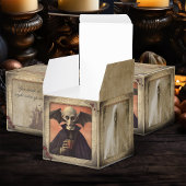 Dracula, Creepy Nun und Ghost Halloween Geschenkschachtel