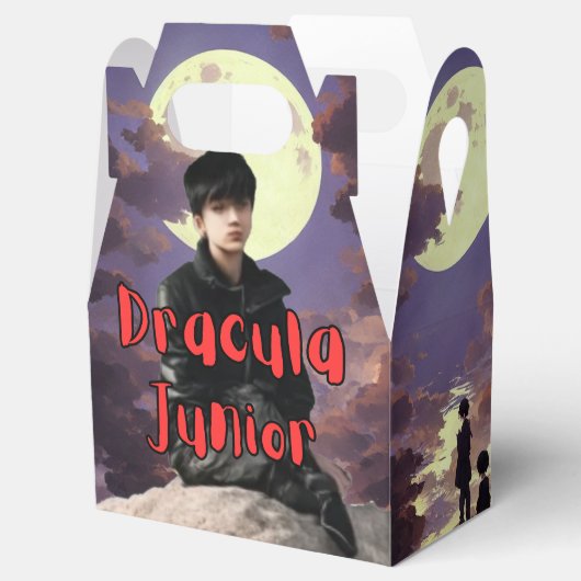 Dracula Junior Gevor Box Geschenkschachtel (Geöffnet)