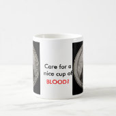Dracula, Sorgfalt für eine nette Schale von, BLUT? Kaffeetasse (Mittel)