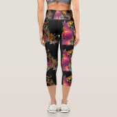 DRAGO Fantasy Dragon in Schwarz Rosa Lila Capri Leggings (Rückseite)