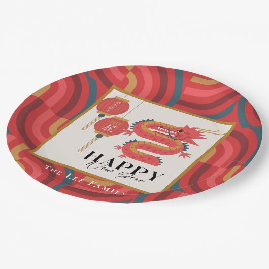 Dragon 2024 Red Chinese New Year Holiday Pappteller (Schrägansicht)