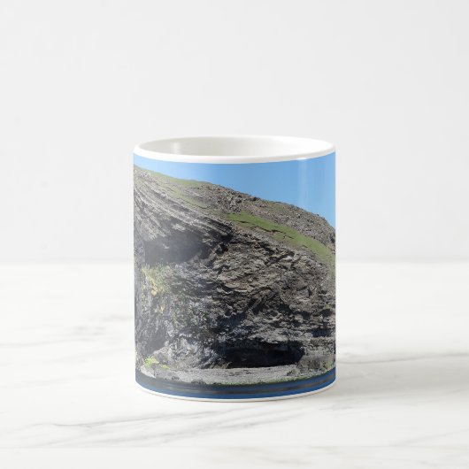 Dragon Face Rock Cliffs Skye Kaffeetasse (Mittel)