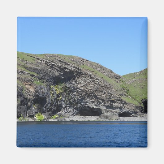 Dragon Face Rock Cliffs Skye Magnet (Vorne)