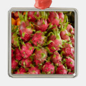 Dragon Fruit | Can Duoc Market Ornament Aus Metall (Vorne)