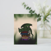 Dragon on Books Postkarte (Stehend Vorderseite)