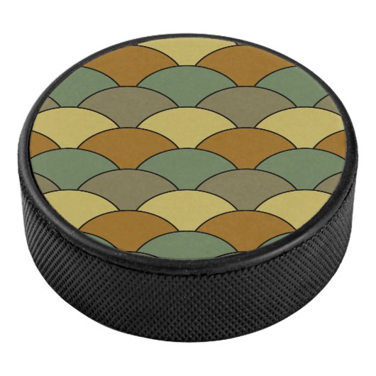 Dragon Scales, Fans, Waves, Seigaiha, Camouflage Eishockey Puck (3/4)