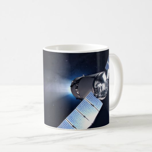 Dragon XL-Raumfahrzeug mit Planet Erde in der Fern Kaffeetasse (VorderseiteRechts)