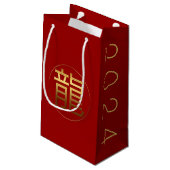 Dragon Year 2024 Gold Prägung Symbol S Geschenktas Kleine Geschenktüte (Rückseite Schrägansicht)