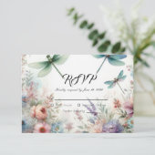 Dragonflies and Pastel Florals Wedding RSVP Karte (Stehend Vorderseite)