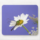 Dragonfly auf der White Daisy Mousepad (Vorne)