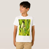Dragonfly Blau und schwarz auf Gras. T-Shirt (Vorne ganz)