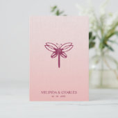 Dragonfly Logo in Burgundy on Gradient for Wedding (Stehend Vorderseite)