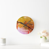Dragonfly On Wire Fence Abstract Personalized Runde Wanduhr (Zuhause)