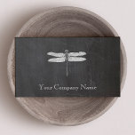 Dragonfly Vintag Etching Chalkboard sehen schwarz  Visitenkarte<br><div class="desc">Die Libelle ist ein Symbol für Wohlstand, viel Glück, Kraft, Frieden, Harmonie und Reinheit. Als Windinsekt symbolisiert das Libellentotem Veränderung. Libellen sind Wesen des Wassers, tragen Symbolik, die sich auf das Unterbewusstsein bezieht, oder "träumen" Geist und Gedanken. Eine tolle Karte für Menschen in neuen Altersstufen, sei es als Therapeut, Lebensberater,...</div>