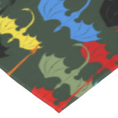 Dragons Green Flight Fantasy Tischdecke (Schrägansicht)