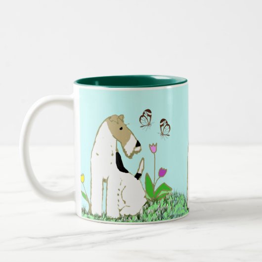 Draht-Foxterrier und Schmetterlinge Zweifarbige Tasse (Links)
