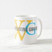 Drahthaar, das Griffon Monogramm zeigt Kaffeetasse (VorderseiteRechts)