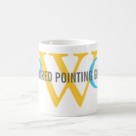 Drahthaar, das Griffon Monogramm zeigt Kaffeetasse (Mittel)