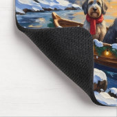 Drahthaariger Griffon Weihnachtsboot Urlaub Mousepad (Ecke)