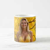 Drahtlose Eleganz im Frühling Kaffeetasse (Mittel)