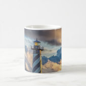 Dramatic Lighthouse Seascape with Stormy Waves Kaffeetasse (Mittel)