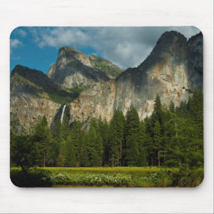 Dramatische Aussicht auf das Yosemite-Tal von den Mousepad