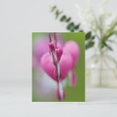 Dramatische Farbe und Form des blutenden Herzens Postkarte (Stehend Vorderseite)