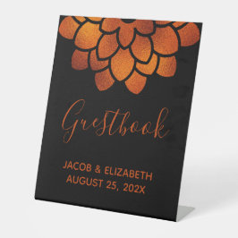 Dramatische Kupfer-Blume auf Black Wedding Table P Sockelschild