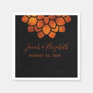 Dramatische Kupfer-Blume auf der Schwarzen Hochzei Serviette