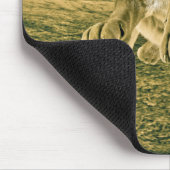 Dramatische Löwinnen-Safari-Wildnis-Kunst Mousepad (Ecke)