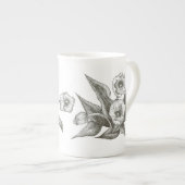 Dramatische Tulips Knochen China Tasse (Vorderseite Rechts)