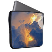 Dramatische Wolkenbildung Laptopschutzhülle (Vorne Rechts)