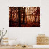 Dramatischer roter Nebel im Winter verschneiten Wa Poster (Küche)